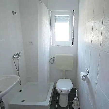 Appartement With Parking Space Banjol, Rab - 11381