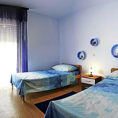 Appartement With Parking Space Banjol, Rab - 11381