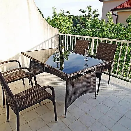 Appartement With Parking Space Banjol, Rab - 11381