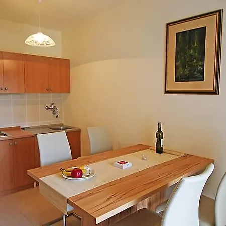 With Parking Space Banjol, Rab - 11381 Appartement *