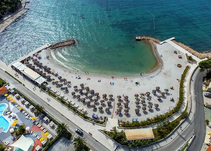 Апартаменты With Parking Space Banjol, Rab - 11381 *